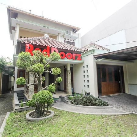 Hotel Reddoorz Plus @ Tegal Panggung Jogyakarta Zewnętrze zdjęcie