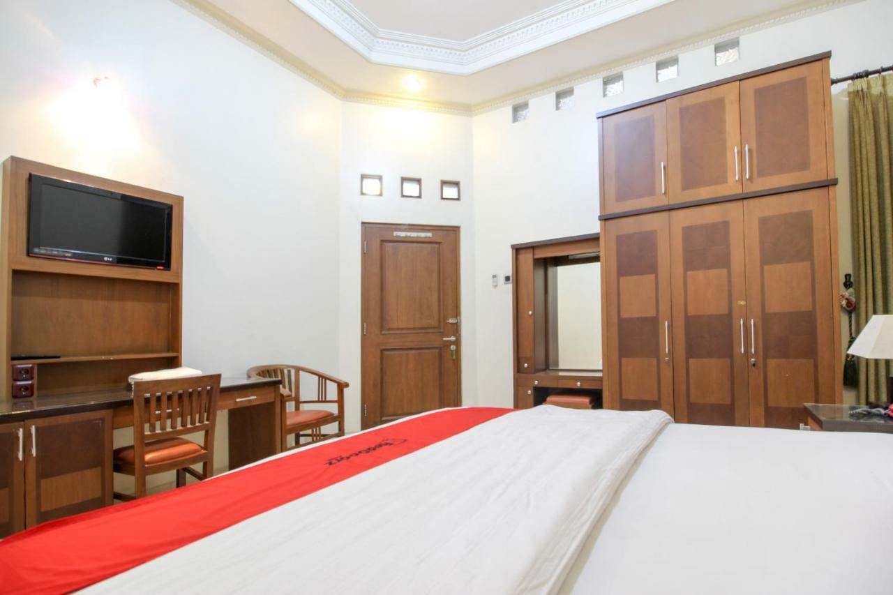 Hotel Reddoorz Plus @ Tegal Panggung Jogyakarta Zewnętrze zdjęcie