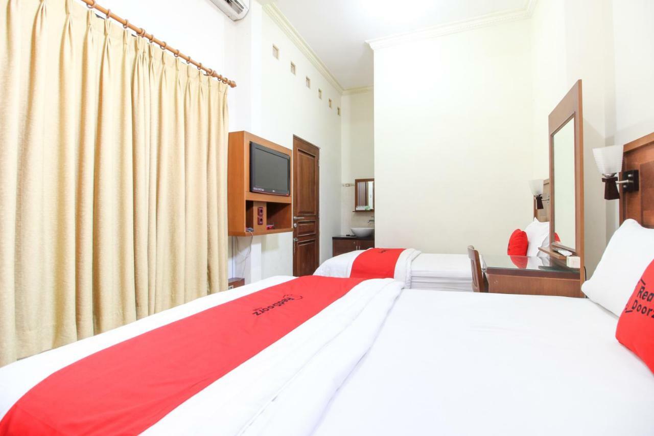 Hotel Reddoorz Plus @ Tegal Panggung Jogyakarta Zewnętrze zdjęcie