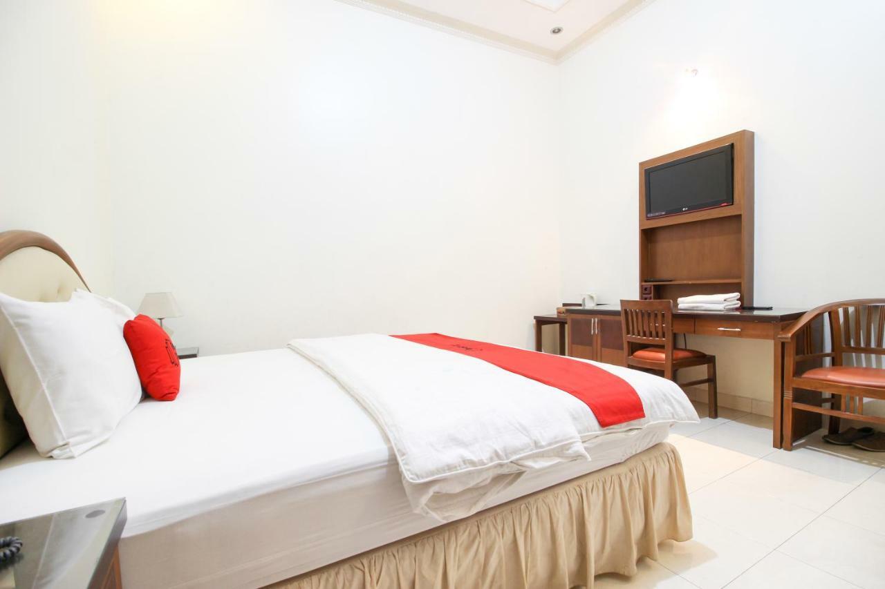 Hotel Reddoorz Plus @ Tegal Panggung Jogyakarta Zewnętrze zdjęcie