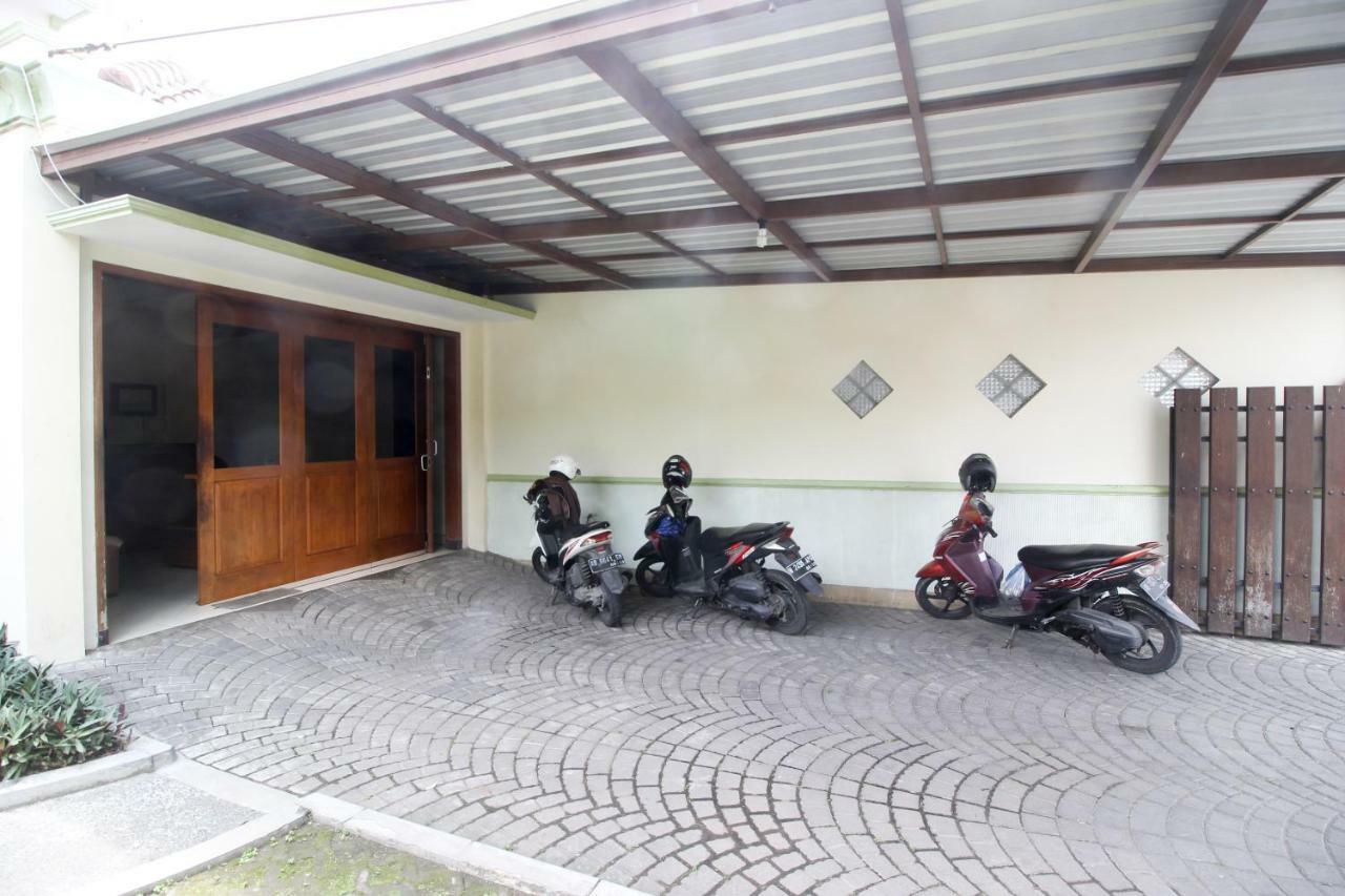 Hotel Reddoorz Plus @ Tegal Panggung Jogyakarta Zewnętrze zdjęcie